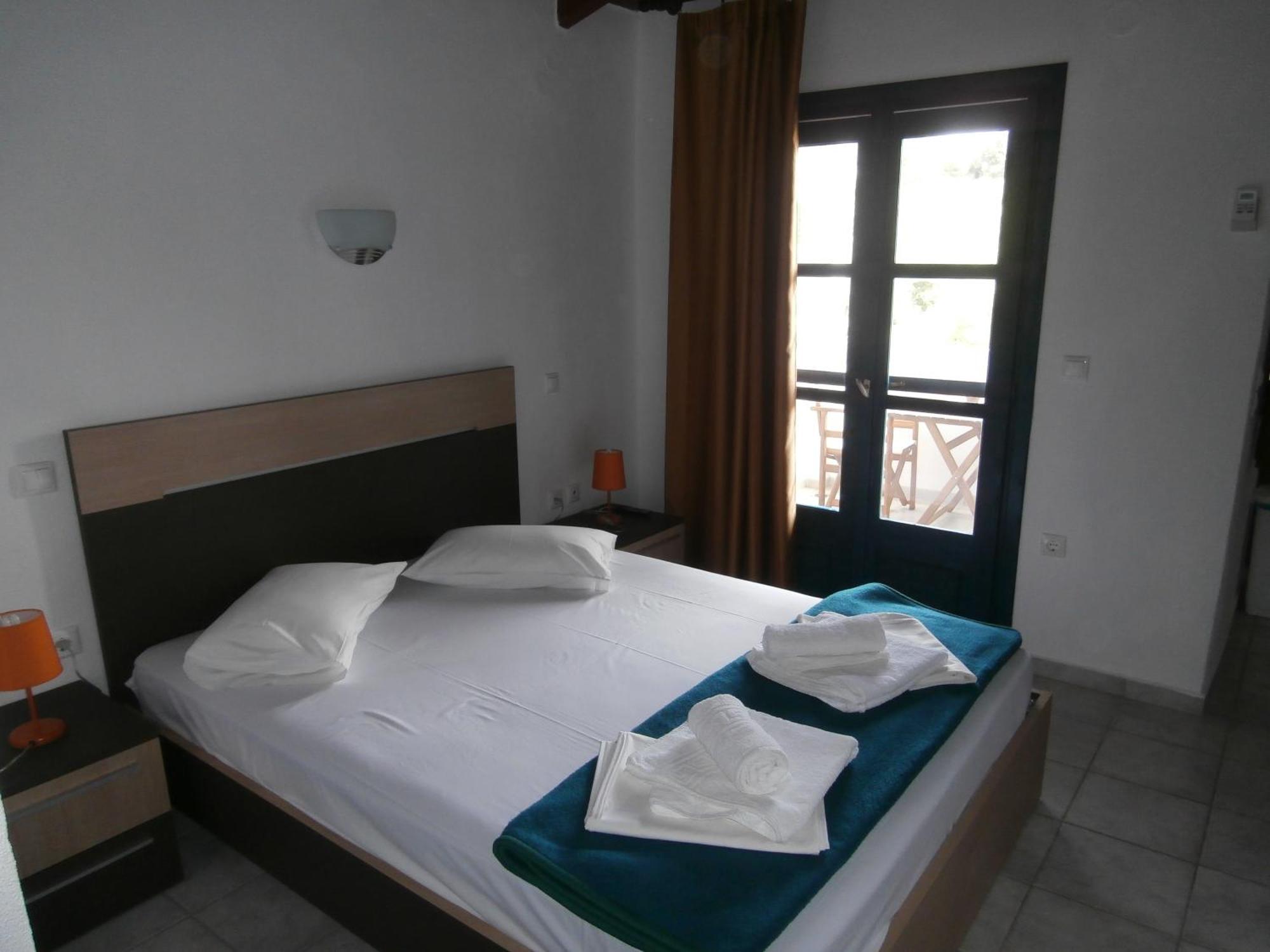 Olive House Apartment Elia Nikitis Ngoại thất bức ảnh